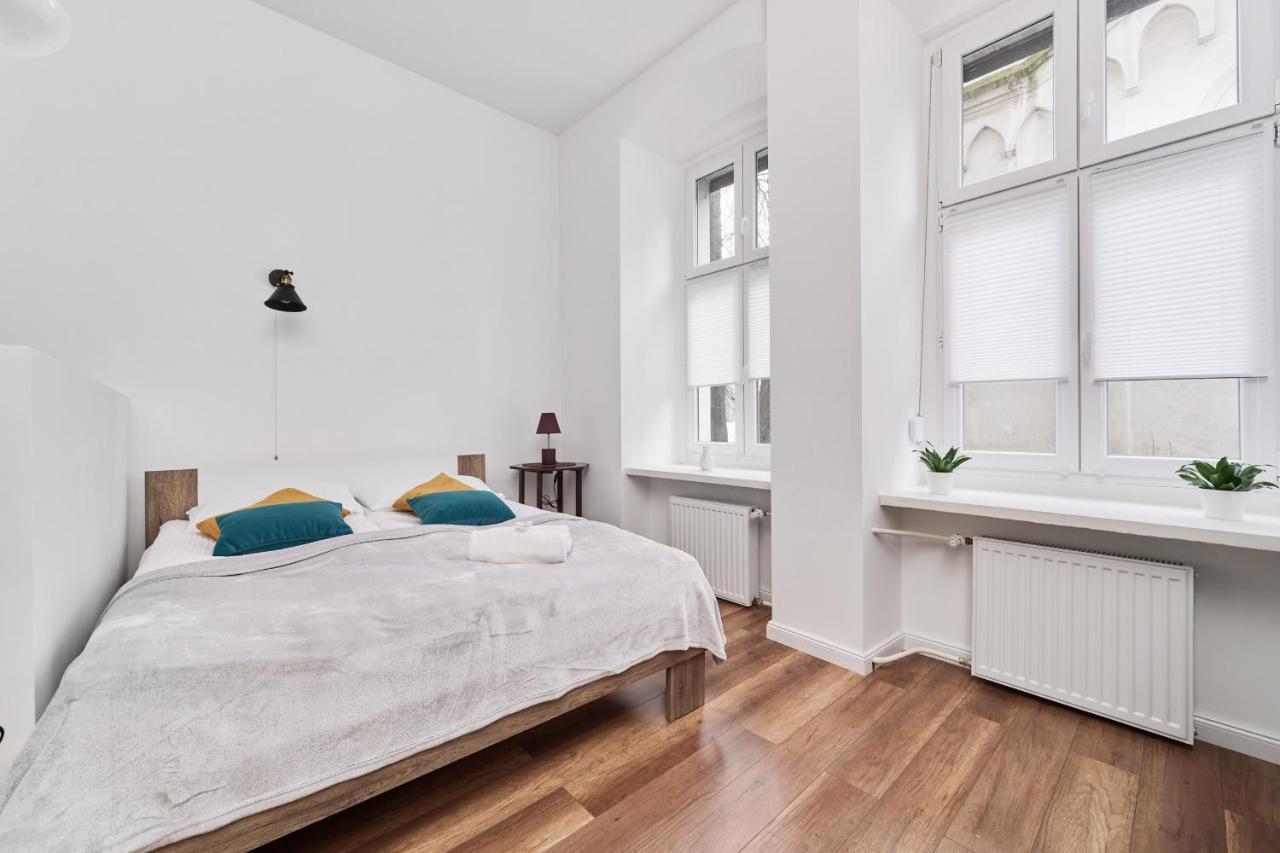 Dominikanska Old Town Studio W Kamienicy By Noclegi Renters วรอตซวาฟ ภายนอก รูปภาพ